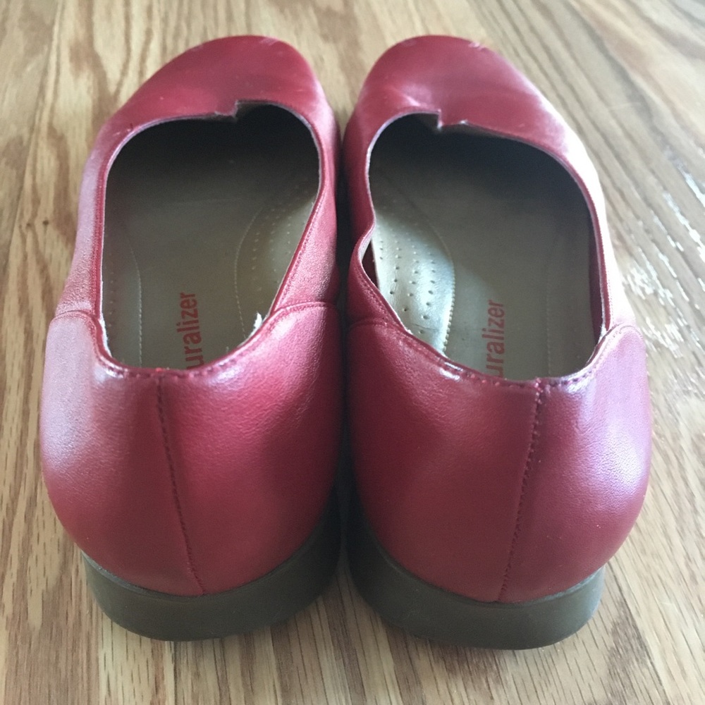 Naturalizer Flats - Picture 5 of 8